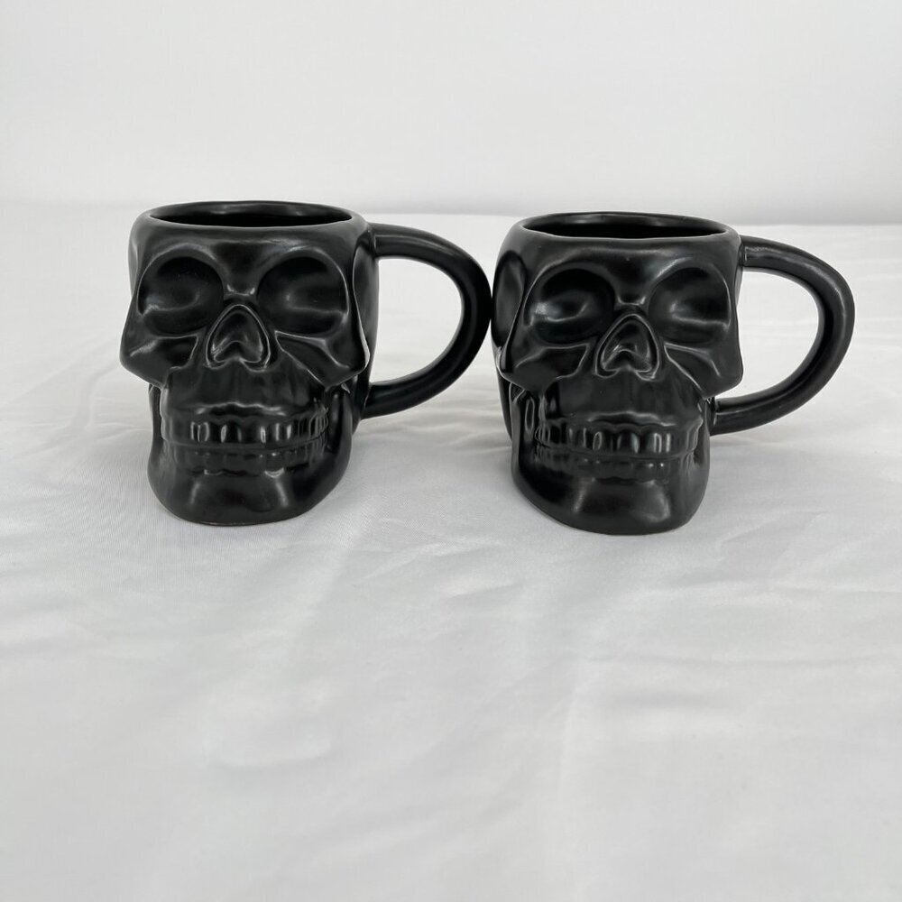 Set Of 2‎ Hyde & Eek! Stoneware Skull Mugs 14 Oz Dishwasher & Microwave Safe